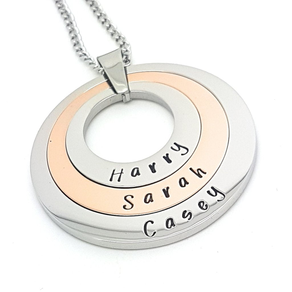 Personalized Family Names Circle Necklace – Charmhour
