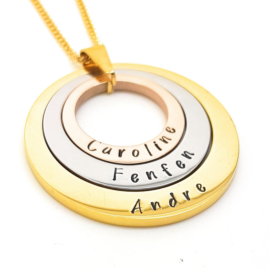 Layered Custom Names Family Oval Pendant